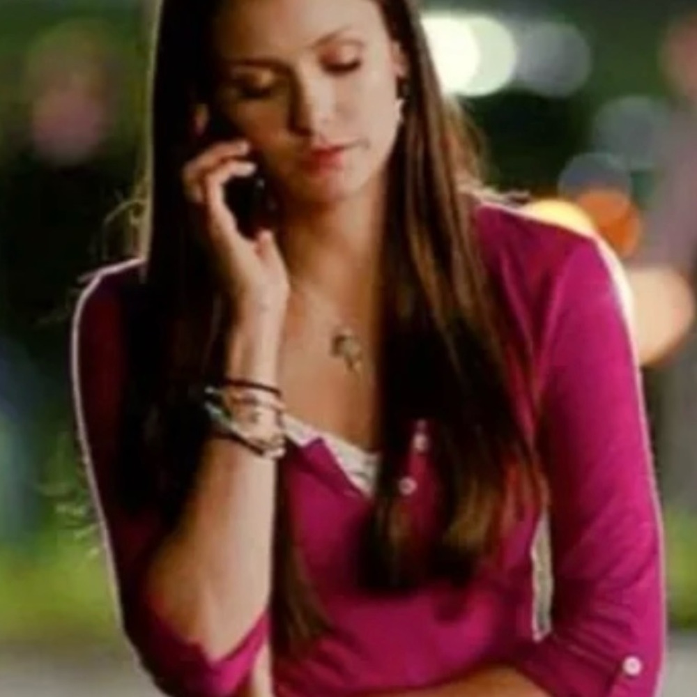 Elena Gilbert Guess Women's Rose Long Sleeve Tee